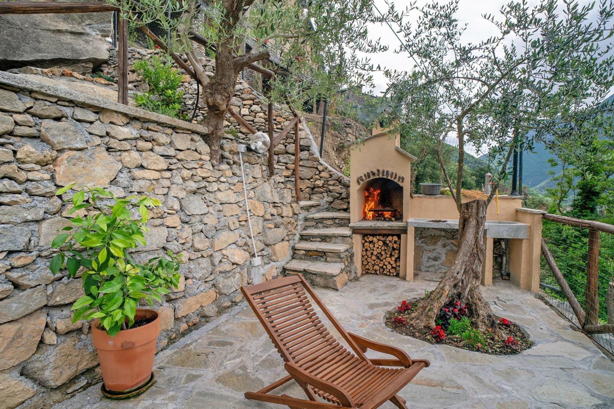 Agriturismo U' Spigu Nonna Annetta Nasino Exterior photo